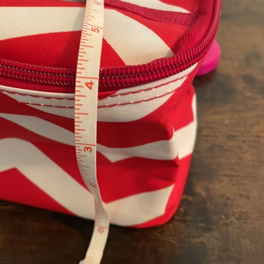 NEW‎ Red and White Chevron Cosmetic Case * CAN BE PERSONALIZED